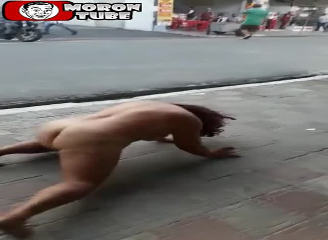 Video :No one to help this woman in need